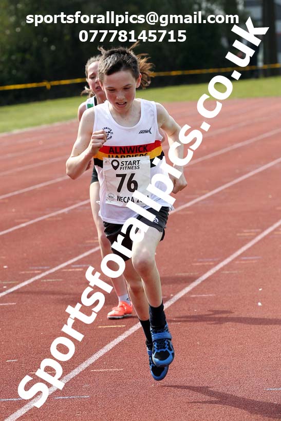 3000 metres, 2021 NECAA Open Graded Meeting, Morpeth. Photo: David T. Hewitson/Sports for All Pics